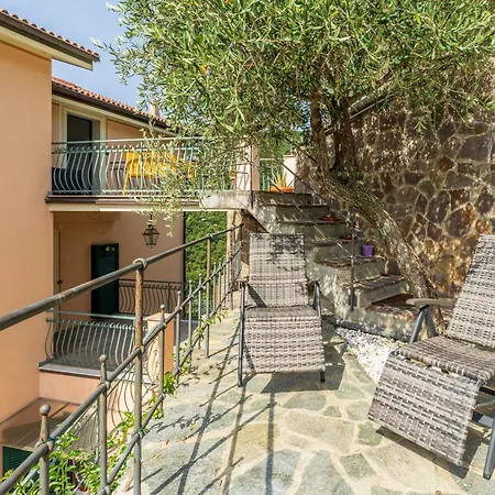 Belvedere, House With Pool- Recco, Liguria
