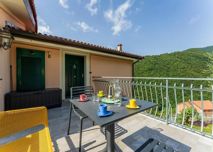Apartamento Belvedere, House With Pool- Recco, Liguria Corticella