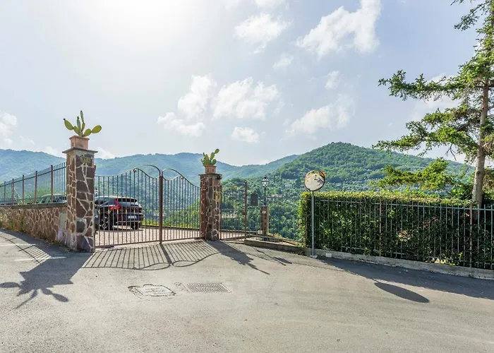 Belvedere, House With Pool- Recco, Liguria