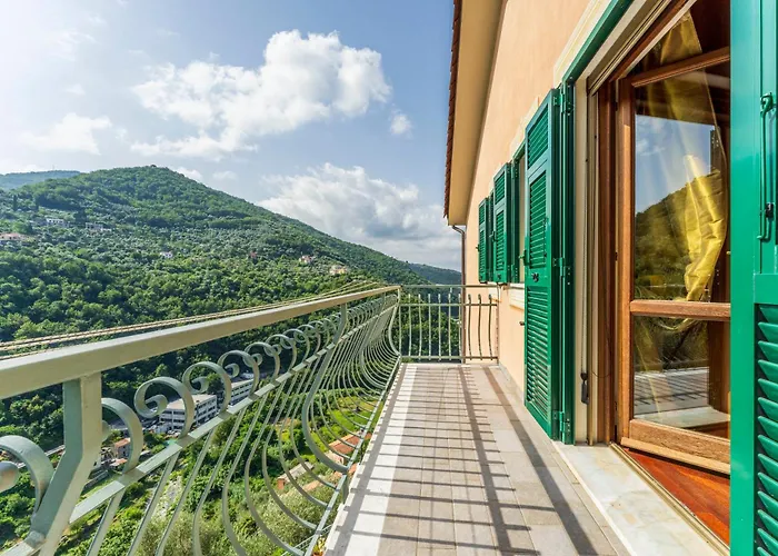 Apartmán Belvedere, House With Pool- Recco, Liguria